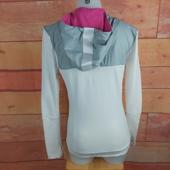 🍄3/50$🍄 NIKE zip up sweater running jacket size small - Picture 3 of 9